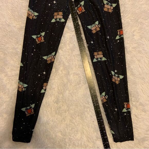 Sz Small Baby Yoda Black Leggings from Shop Disney - Picture 6 of 10